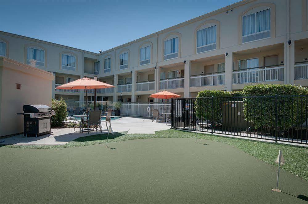 Best Western Plus Rancho Cordova Inn Exterior foto